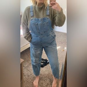 Abercrombie & Fitch High Wasted Oversized Light Wash Overalls Size Large